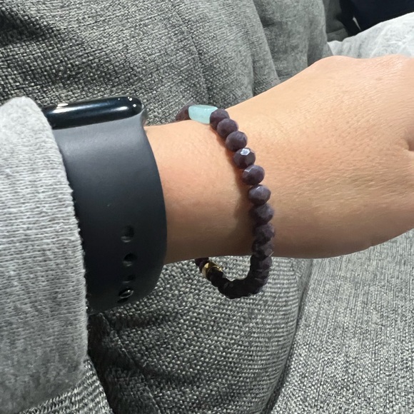 Plum and turquoise stretchy bracelet one-of-a-kind - Picture 4 of 4